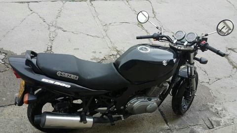 Vendo Hermosa Moto Suzuki Gs 500 10.000