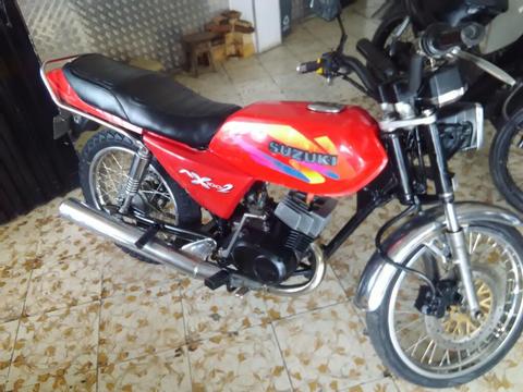 Se Vende Ax 100 con Seguro