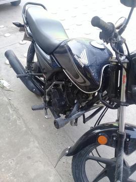 Linda Honda Dream 110