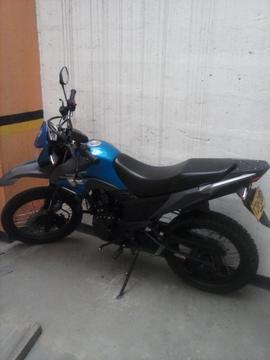 VENDO AKT BR 125