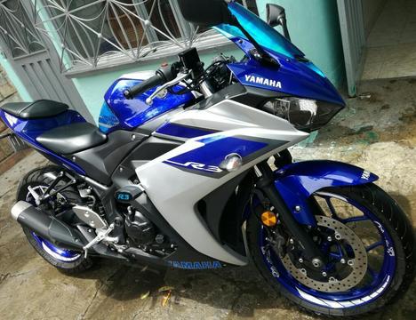 Vendo Yamaha R3