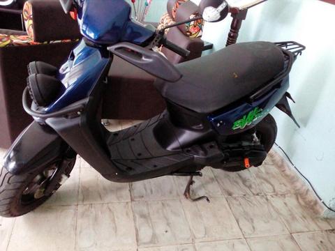 Yamaha Biwis Modelo 2005 Sólo Tarjeta