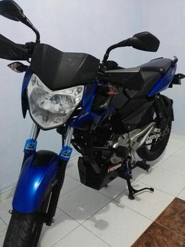 Pulsar 135 2013