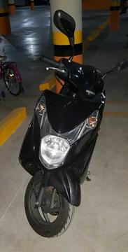 Vendo Moto Honda Elite +
