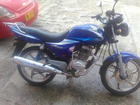 Vendo O Cambio Hermosa Honda E Storm 125