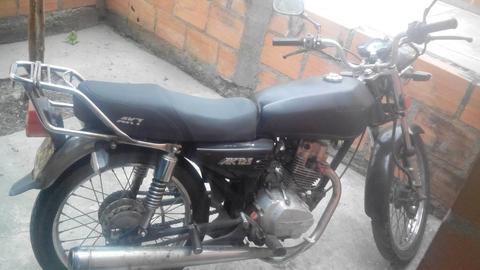 Vendo Akt 125 Al Dia
