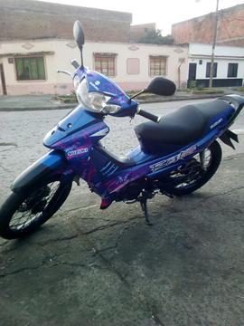 Vendo Moto Señoritera Suzuki Bets. Al Di