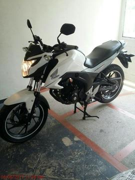 Ven-permuto Honda Cb160f Dlx 2017