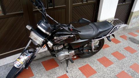 Moto Ax 2009