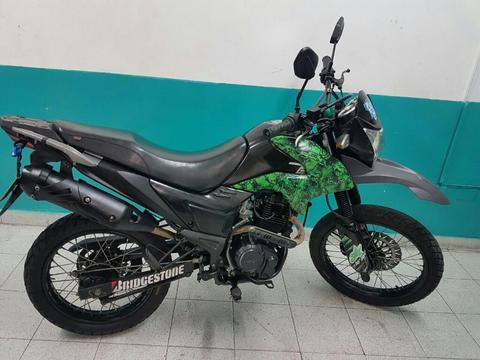 Hermosa Akt Tt150 Modelo 2015 Full