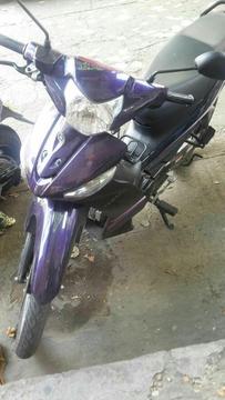 Vendo Moto Modelo 2017