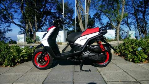Motocicleta Bws X