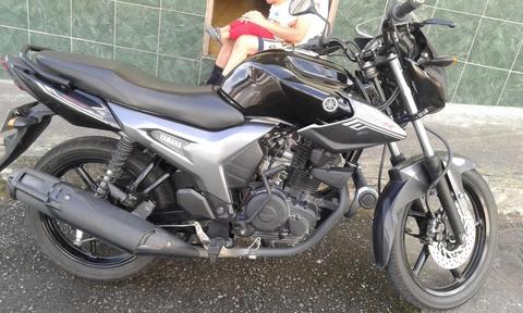 Moto YAMAHA SZ16R