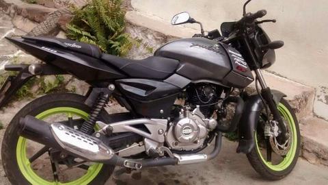 Moto Pulsar 180 2015