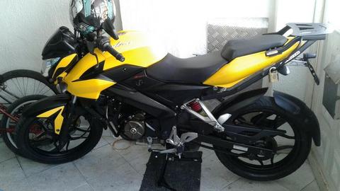 Moto Pulsar 150 Ns Modelo 2017 con Segur