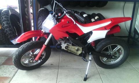 Replica Moto Dt 2T para Nilo Restaurda