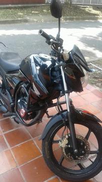 Vendo Moto Invicta Honda