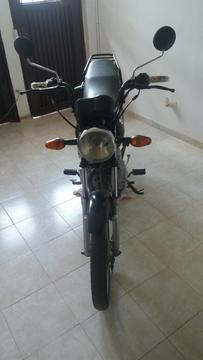 Se Vende Ax4 Papeles Al Dia