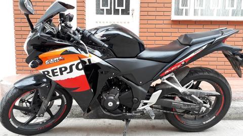 honda CBR 250