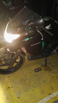 Se Vende Cbr250