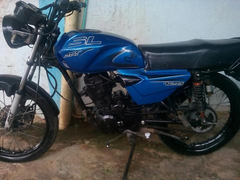 Se Vende Akt Sl 125 Solo Tarjeta