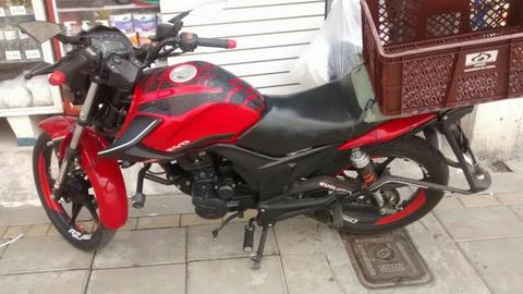 Vendo Moto Akt R3 150
