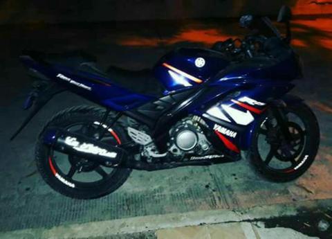 Yamaha R15