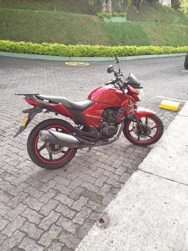 Honda Invicta 150 cc