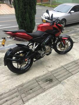 Vendo Pulsar Ns 200 en Muy Buen Estado