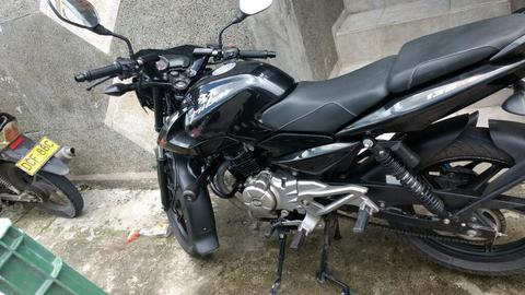 Vendo Moto Pulsar 135