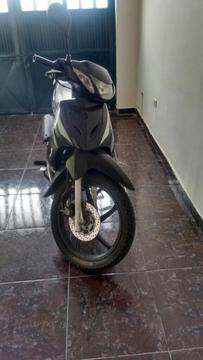 Vendo Moto Unik 110 Modelo 2013 $. 2.6