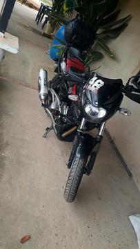 Vendo Pulsar Sport 220