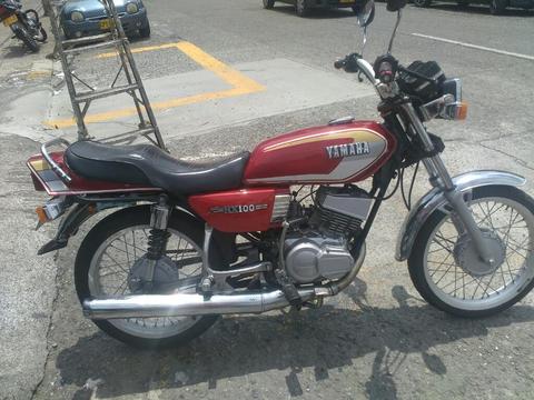 Vendo Permuto Moto