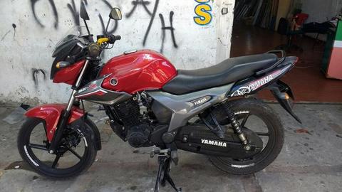 Vendo Moto Yamaha Sz16r