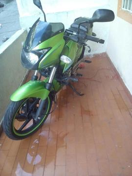 Pulsar 180 2013 Pernuto Menor