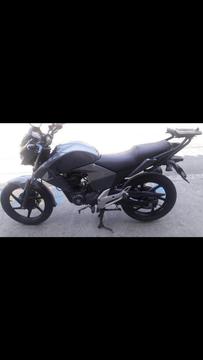 Honda Cb150 Invicta Modelo 2014