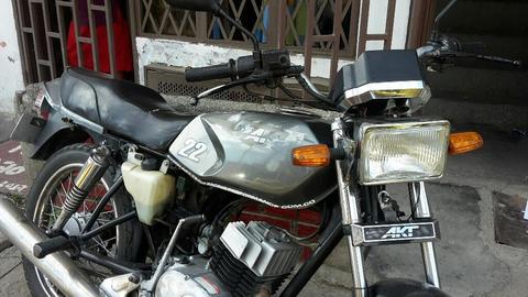 Moto Akt 100