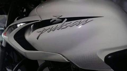 PULSAR 135 LS MOD. 2015 POLIZA TODO RIESGO PAPELES AL DIA