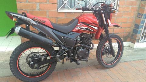 Barata Moto Aktttr150 2015 Vendocambio