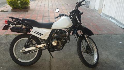 Akt Tt 150 Cambio por Moto de Menor Valo