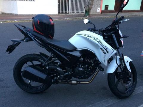 Cr5 180 2016 con 6000 Km