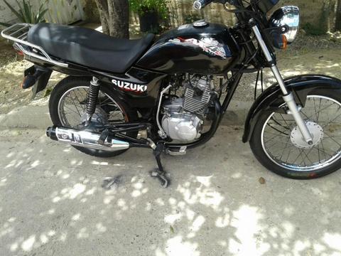 Vendo Ax 4 Modelo 2012 Seguro Y Gases Nu