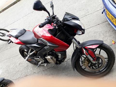 Hermosa Pulsar Ns 200 Vendo Cambio