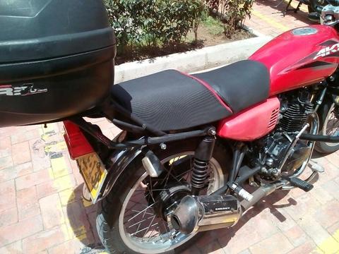 Sé Vende Moto Akt 125 Buen Estado