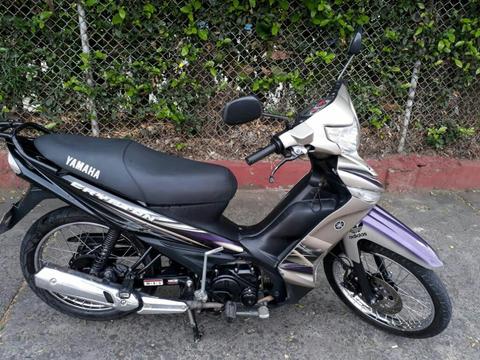 Yamaha Cripton Modelo 2014 Champaña