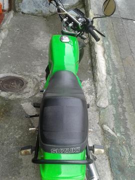 Vendo Moto Akt 100