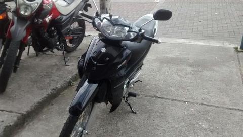 Se Vende Moto Suzuki Best 2012