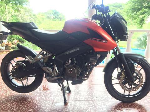 Se vende pulsar 200 modelo 2015