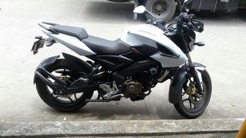 Moto Ns 200