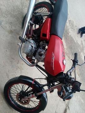 Se Vende Varata Akt Modelo 2006